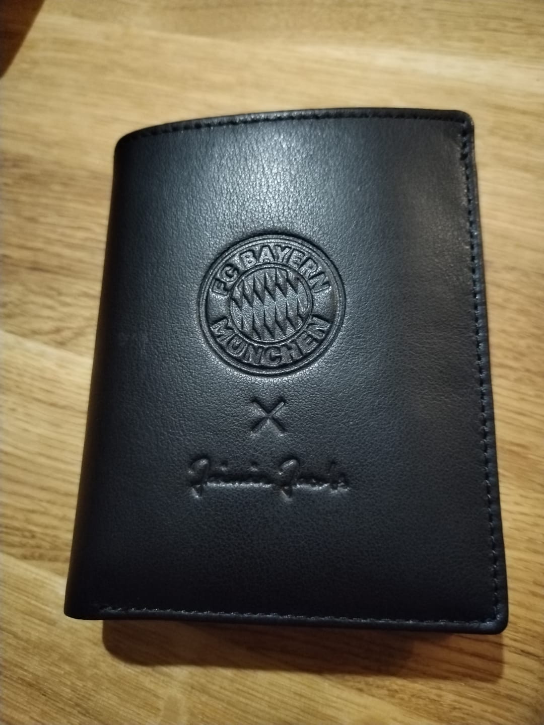Customer photo review of Slimstar FC Bayern München Edition with large coin pocket