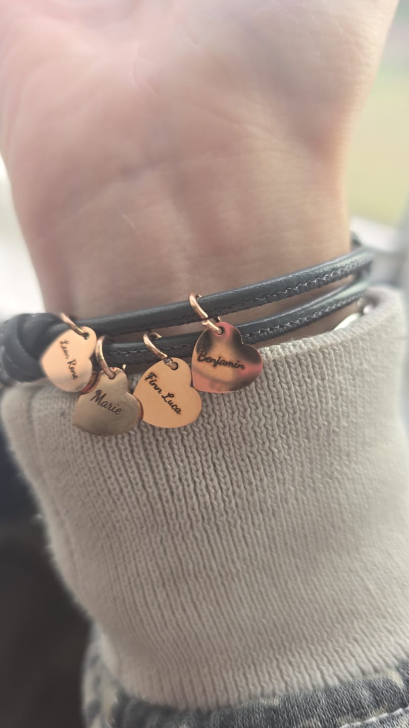 Customer photo review of Meine Liebsten - Familien-Lederarmband