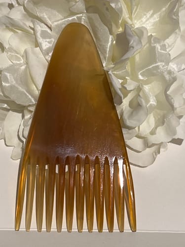 Customer photo review of Horn Combs, all hair types, beard, moustache, cats, babies