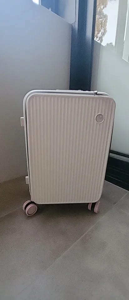 Customer photo review of PC Aluminum Frame Carry-On Luggage Front Laptop Pocket — Steel Gray | KIMLUD