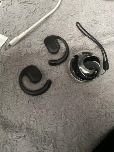 Customer photo review of TranslateBuds (iOS & Android)