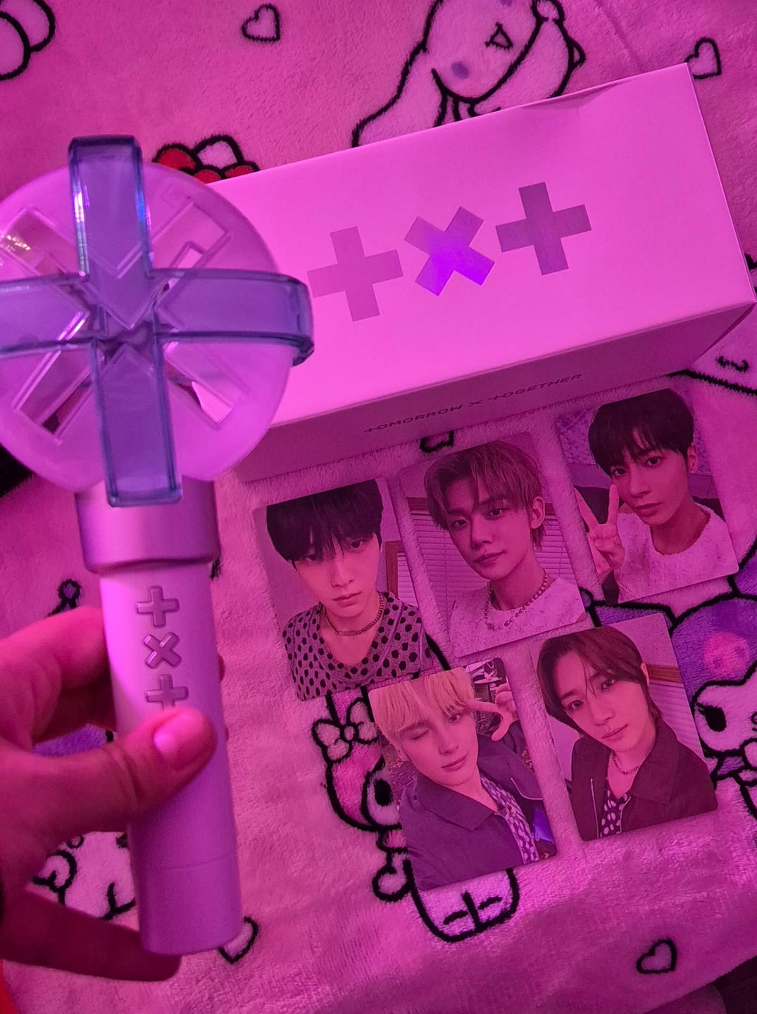 Customer photo review of TXT - OFFICIAL LIGHT STICK VER.2
