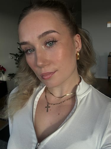 Customer photo review of Ball Clicker Piercing Gold