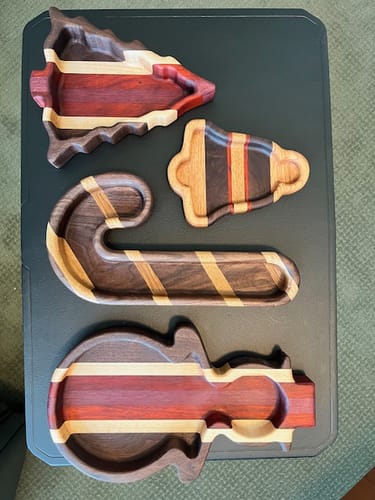 Customer photo review of 9.0x6.7" Single Christmas Bell Tray 2 Acrylic Router Template [Limited Edition]