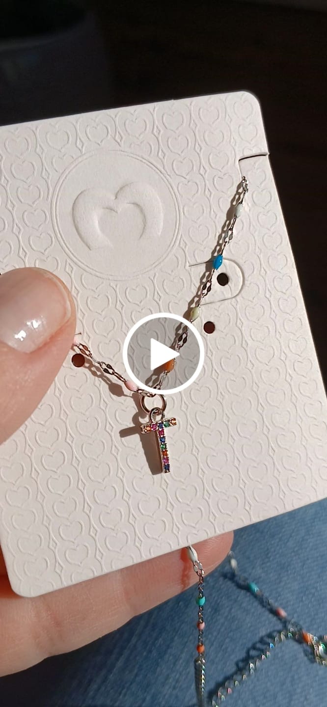 Customer video review of Collar Burano