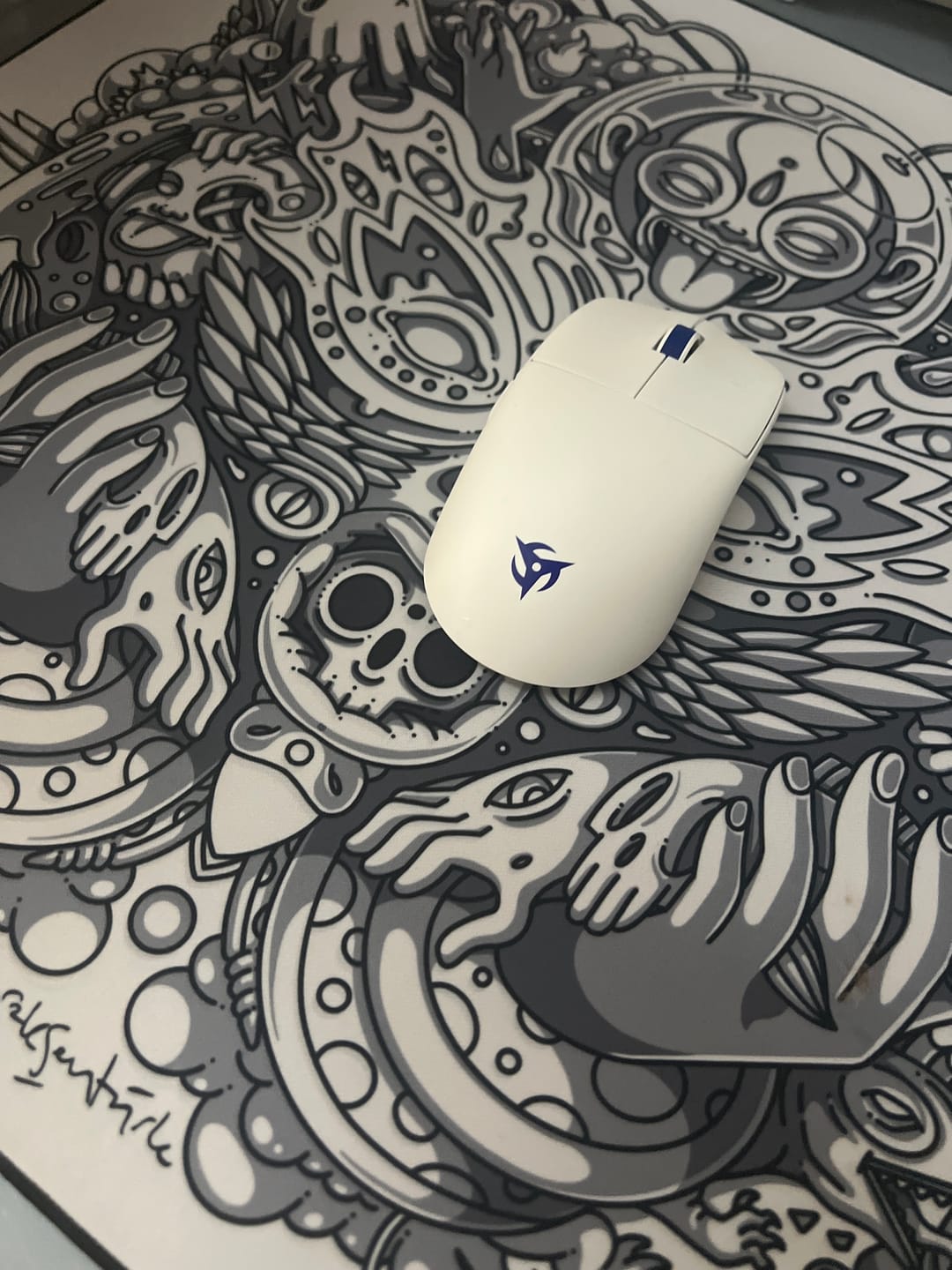 Customer photo review of Ninjutso Sora V2 8K Wireless Mouse