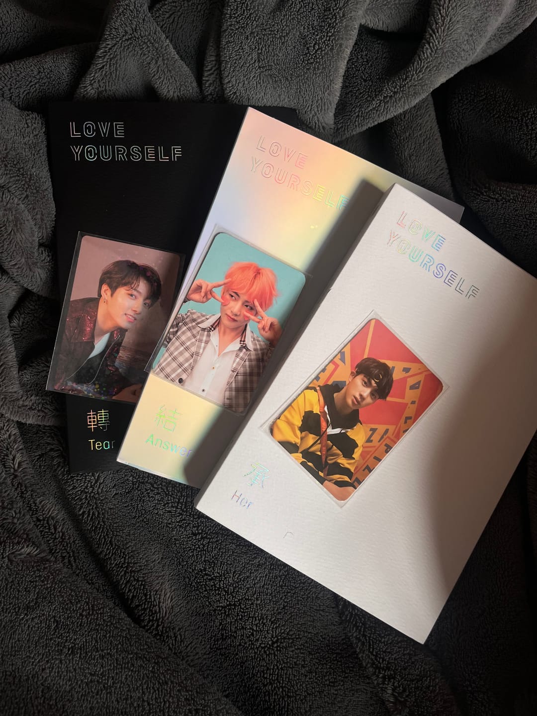 Customer photo review of BTS - 3RD FULL ALBUM LOVE YOURSELF 轉 TEAR