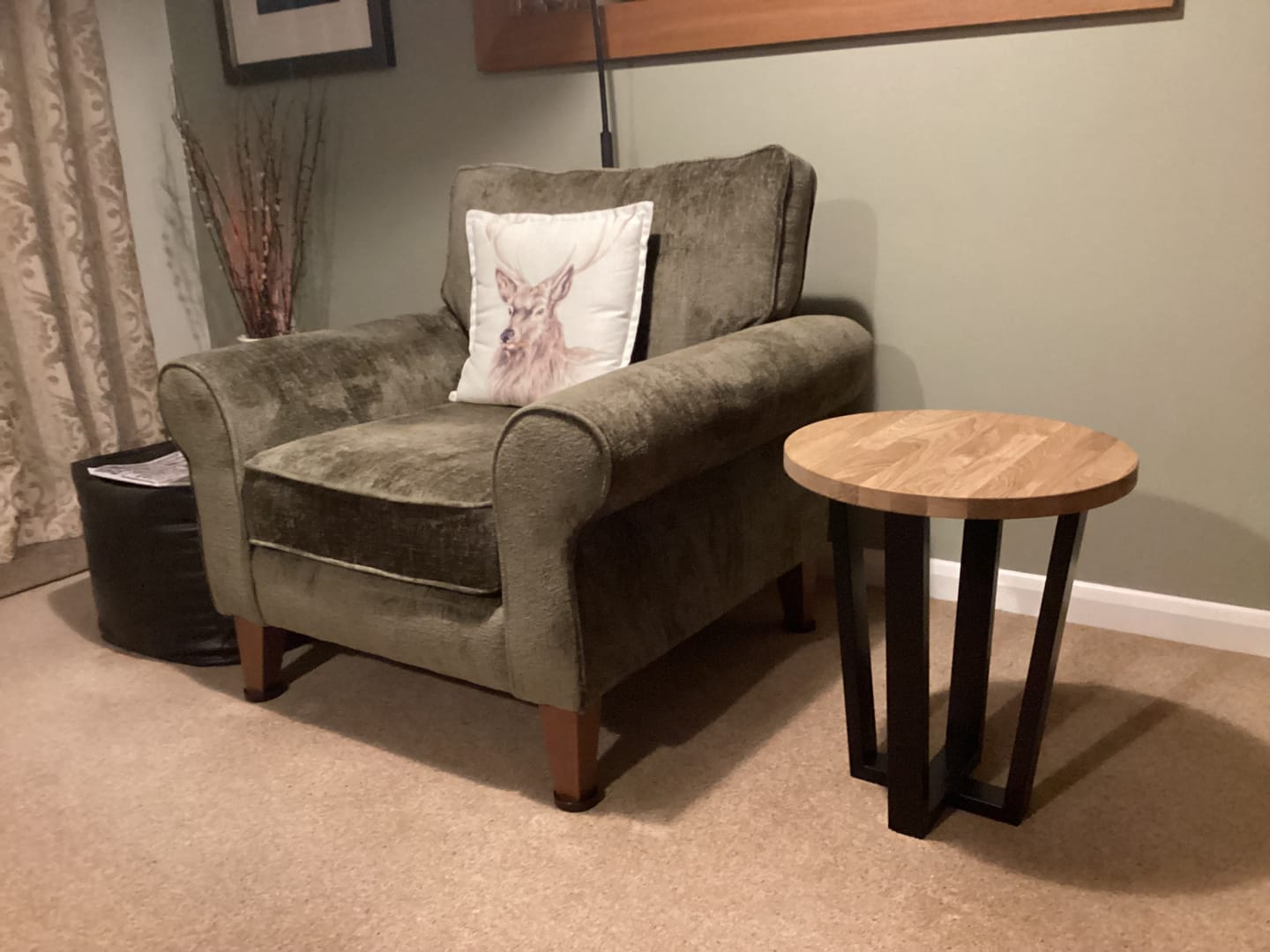 Customer photo review of Landon Round Oak Metal Side Table