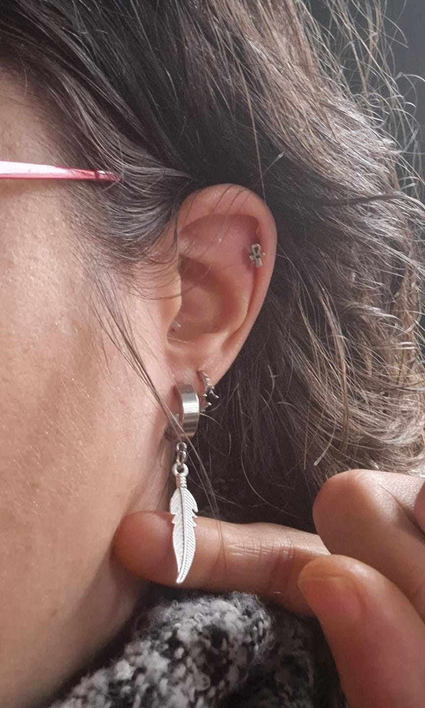 Customer photo review of FEATHER.
