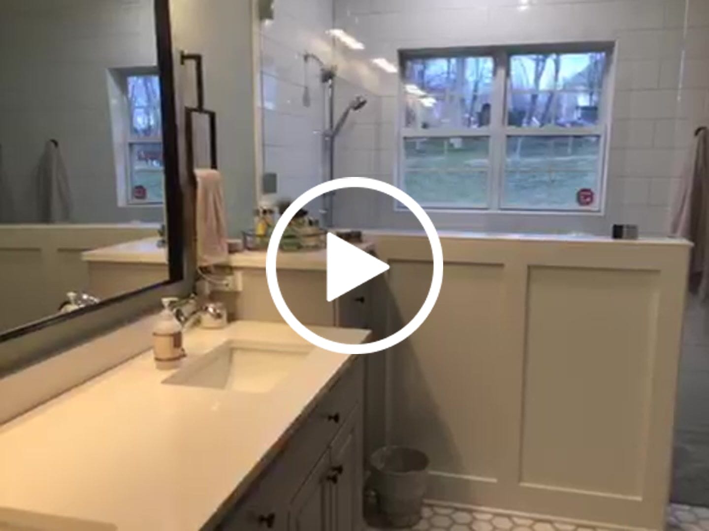 Customer video review of Vertical Towel Ring