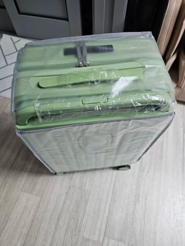 Customer photo review of PC Luggage Front-Opening 20-Inch Case — Cream | KIMLUD