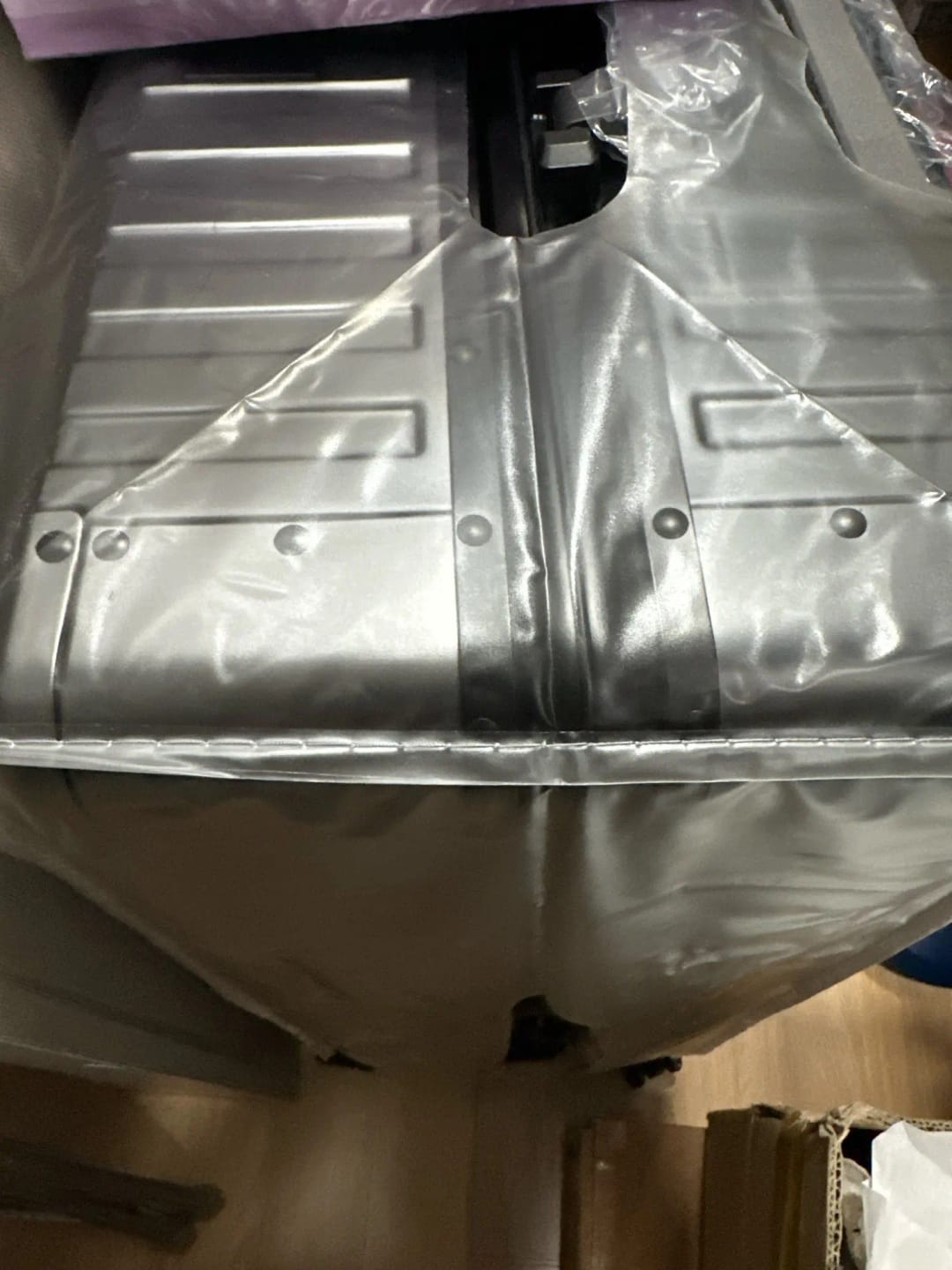 Customer photo review of Aluminum Trolley Suitcase Waterproof Cabin Luggage — Silver | KIMLUD