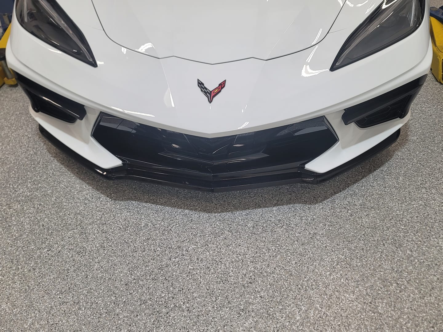 Customer photo review of Chevrolet Corvette C8 Z51 Package Front Splitter