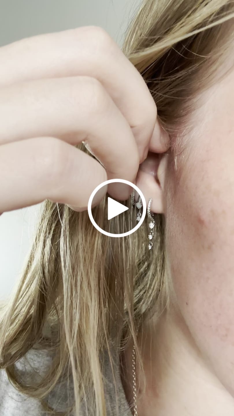 Customer video review of Snowflake Huggies