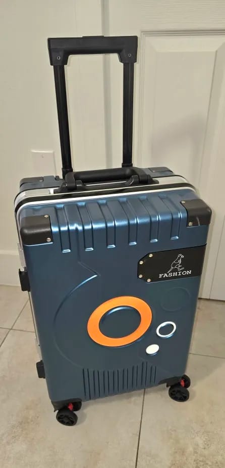 Customer photo review of Aluminum Frame Travel Luggage Large-Capacity Trolley — Gray | KIMLUD