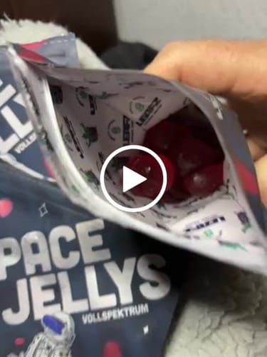Customer video review of THC Spacejellies Vollspektrum | 100mg THC | 20 Stk.