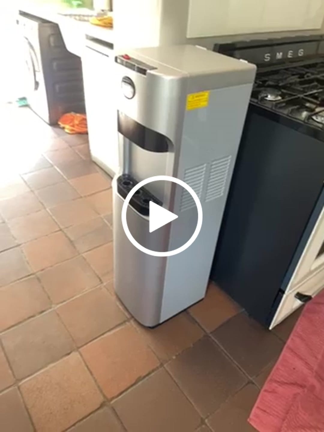Customer video review of AcquaBox ®️ 20L Mineral Water AcquaCooler Refill
