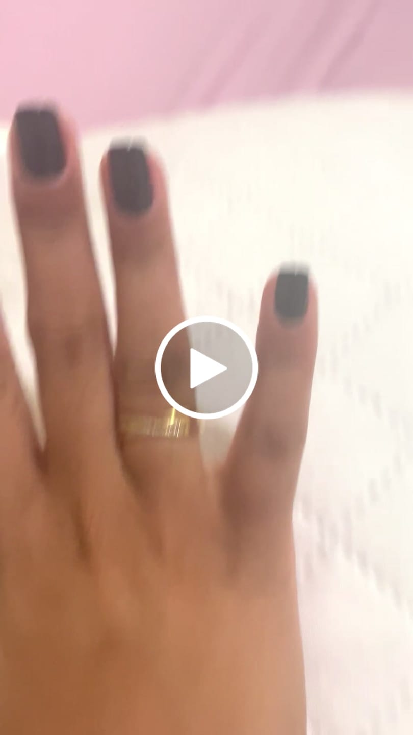 Customer video review of Anel Lucia Duplo Banhado em Ouro 18k