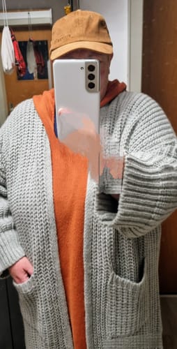 Customer photo review of LOLLYTA Strickcardigan