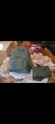 Customer photo review of Preorder Men's Business Dark Green Crocodile Bone Leather Zip Clutch Long Wallet Purse Credit Card Holder Dark Green