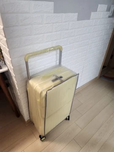Customer photo review of PC Luggage Front-Opening 20-Inch Case — Cream | KIMLUD