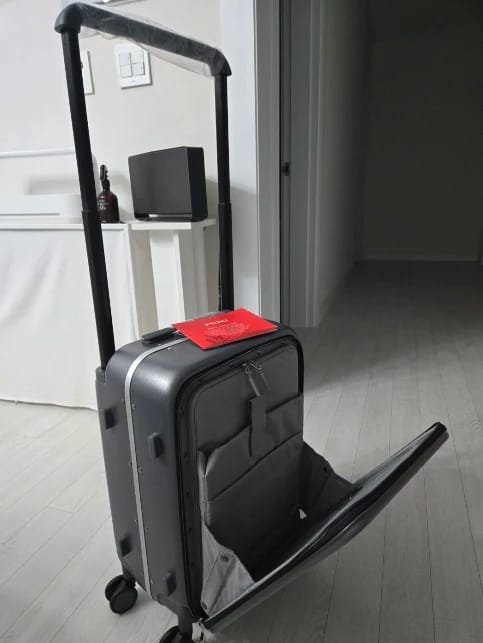 Customer photo review of PC Aluminum Frame Carry-On Luggage Front Laptop Pocket — Steel Gray | KIMLUD
