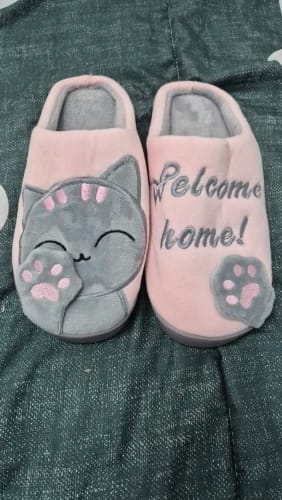Customer photo review of Winter Warm Fur Slippers Cartoon Cat Non-Slip Women and Men Soft House Indoor Home Bedroom Boys Girl Memory Foam Floor Shoes
