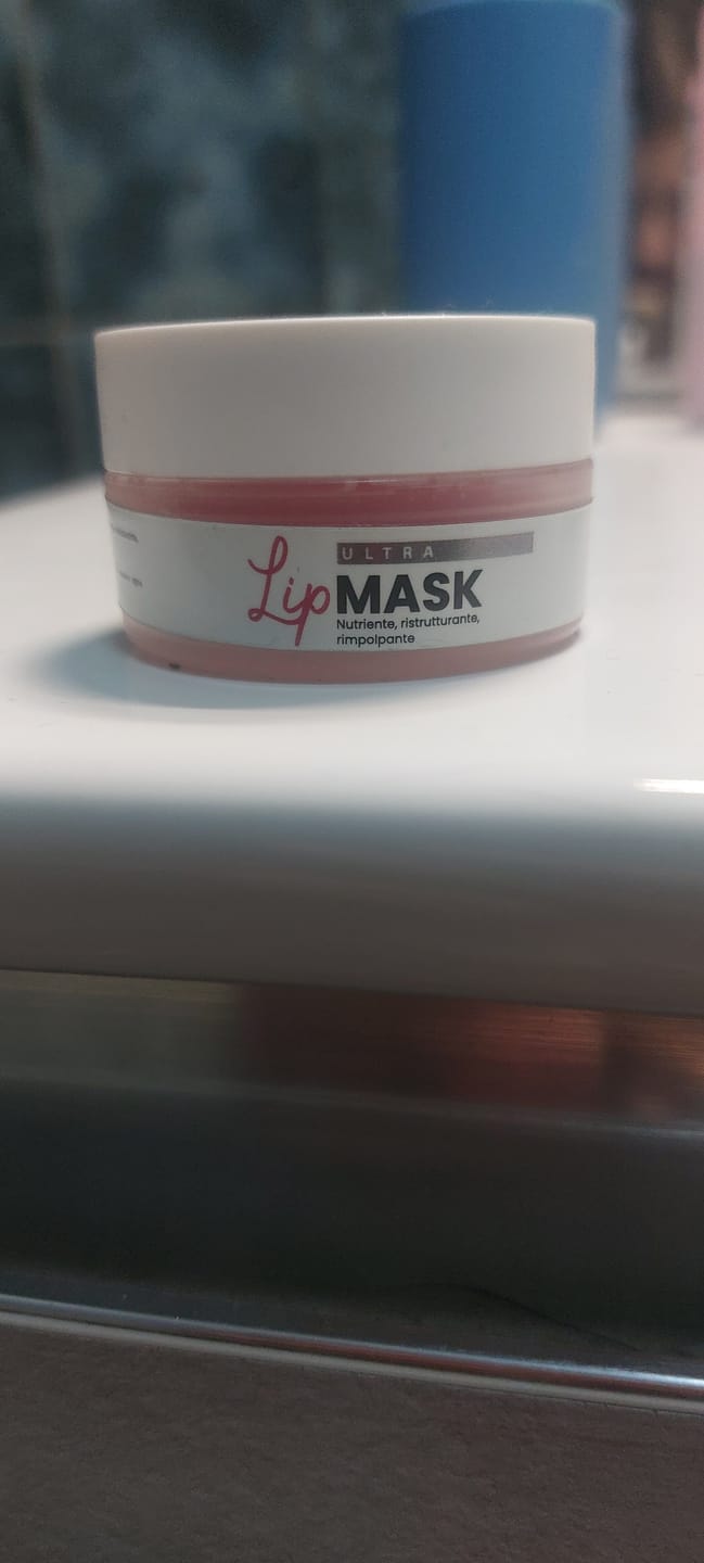 Customer photo review of Ultra Lip Mask