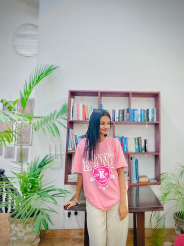 Customer photo review of One Dream Oversize T Shirt