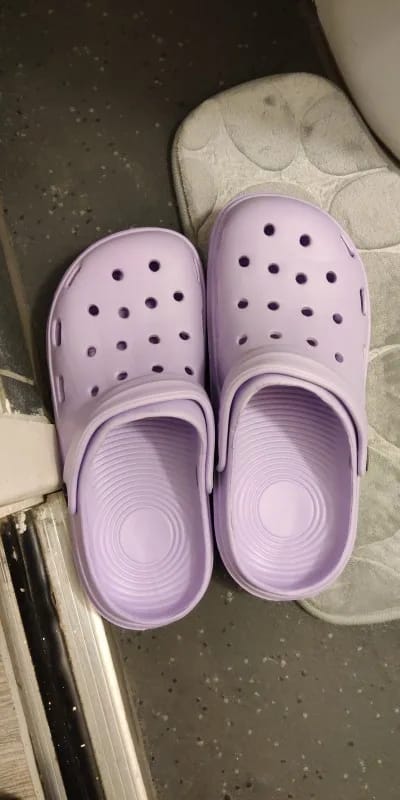 Customer photo review of Women Clogs Summer Female Sandals Thick Bottom Home Slides Soft EVA Dry Wedges Platform Garden Shoes Beach Sandals Home Slippers