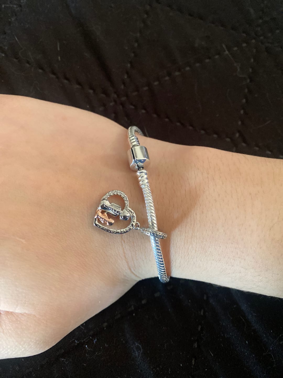 Customer photo review of Pulsera Cola de Raton
