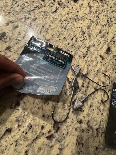 Customer photo review of Exclusive Long Shank Jig Heads 4 PACK by Fisherman's Life (1/2oz, 1oz, 1.5oz)