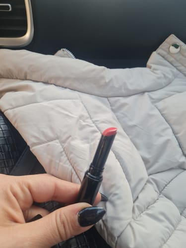 Customer photo review of Slim Gel Lipstick