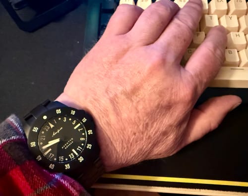 Customer photo review of Aventyr 24-Hour Vanta Black