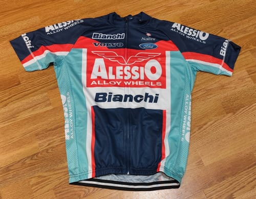 Customer photo review of 2004 Bianchi Retro Short Sleeve Cycling Jersey