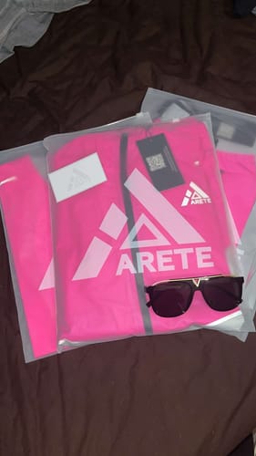 Customer photo review of Arete Swift 3-Piece Set - Hot Pink