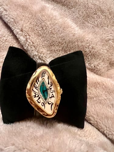 Customer photo review of Paradoxe Diamond Watch