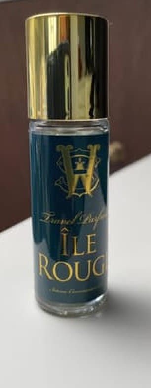 Customer photo review of Ile Rouge