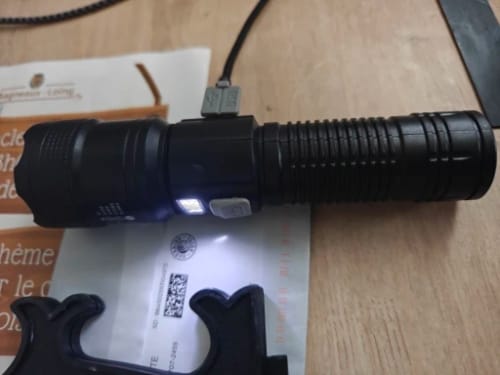 Customer photo review of Ultra Bright Telescopic Torch