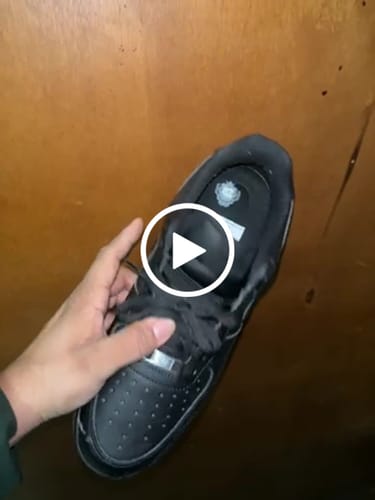 Customer video review of Tenis Air Force 1 Negro Total 1.1 Premium