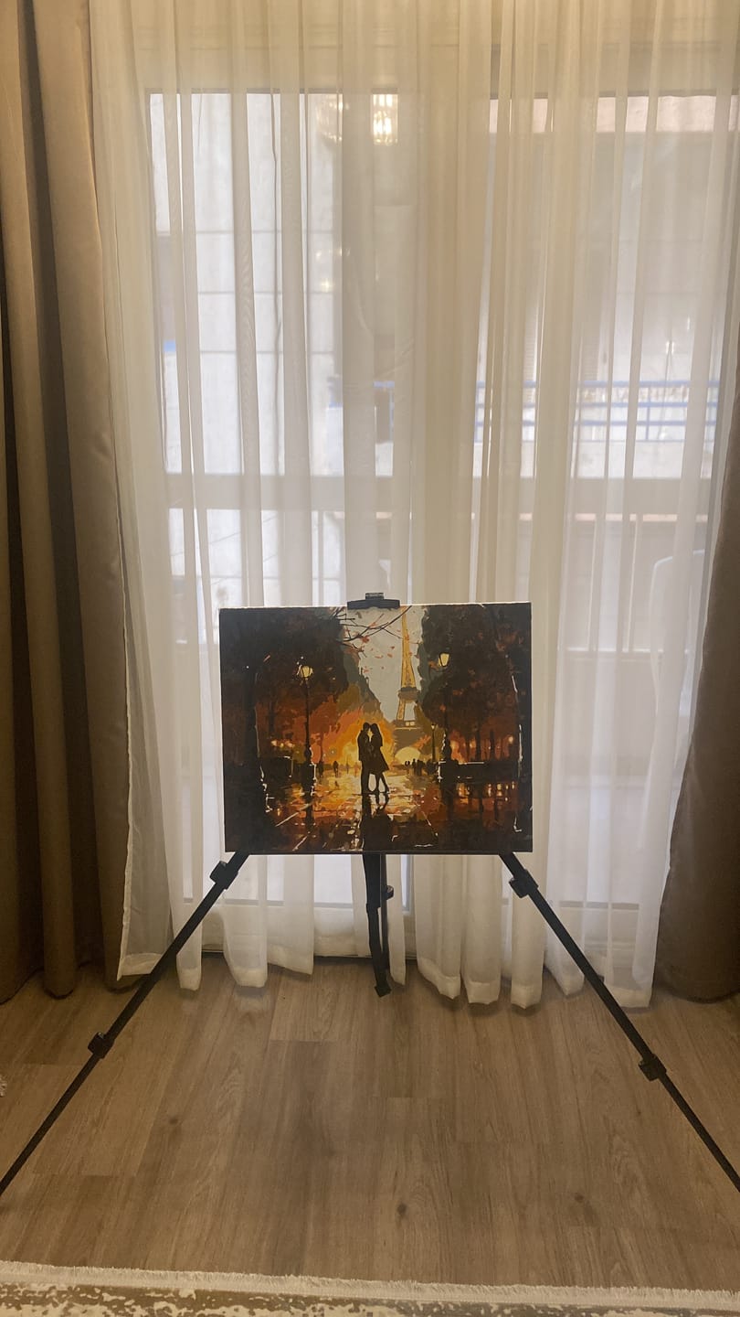 Customer photo review of Parisian Love