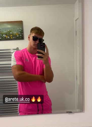 Customer photo review of Arete Swift 3-Piece Set - Hot Pink