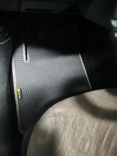 Customer photo review of Dywaniki samochodowe na zamówienie - Przód i tył