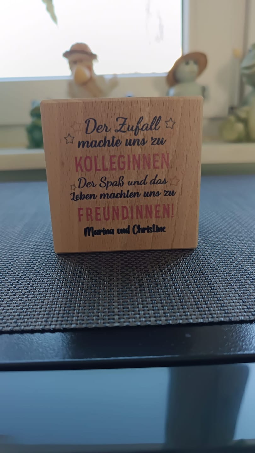 Customer photo review of Von der Kollegin zur Freundin - Personalisierter Kerzenwürfel
