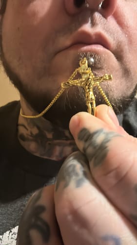 Customer photo review of FREE Today: Christ Jewelry Crucifix Pendant Charm Necklace