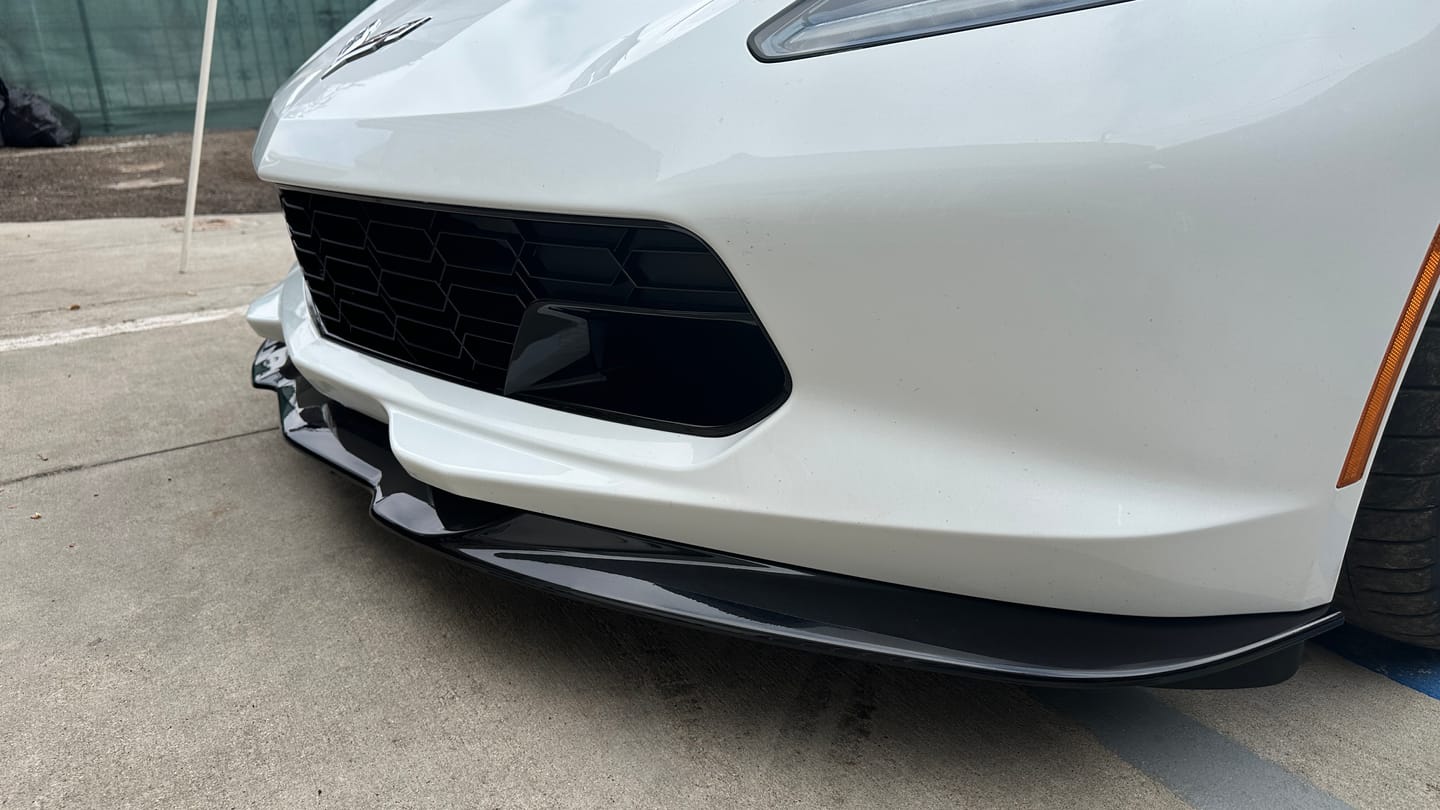 Customer photo review of Corvette C7 Stingray EOS Preformance Package Front Splitter