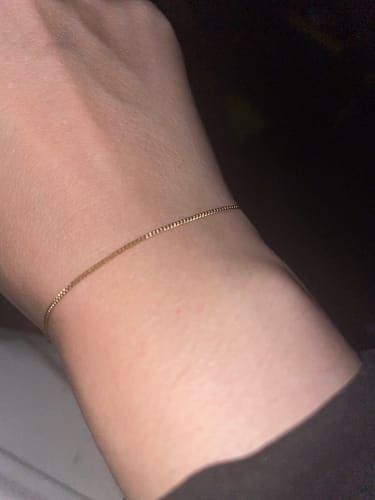 Customer photo review of 10k gold permanent bracelet