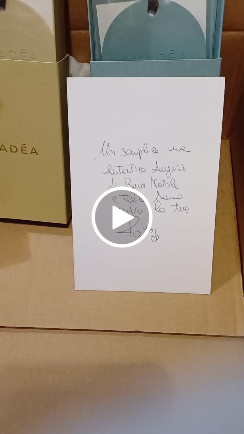 Customer video review of N°08 - ESFOLIANTE CUTANEO
