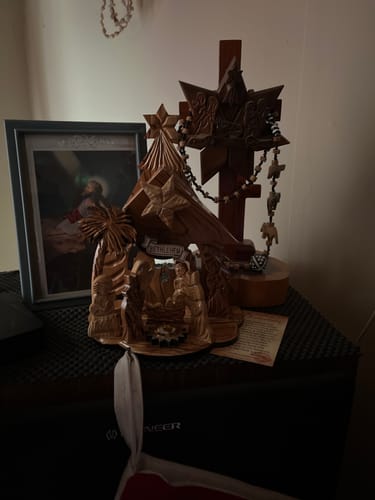 Customer photo review of Olive Wood Nativity Scene with Music Box - (8x6 Inches)