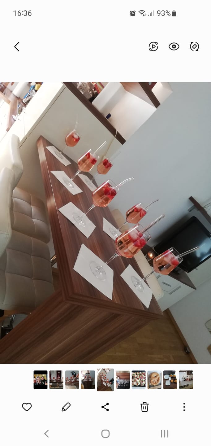 Customer photo review of VinTonic Classic | 6 x 0,75 L